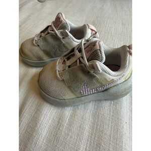 Nike Toddler Shoes Size 4C‎ Beige Purple Low Top Sneakers Lace Up